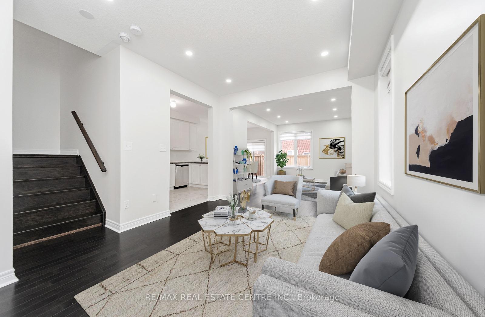 Photo 10 of 510 Downes Jackson Heights, Milton, Harrison — HOMEH