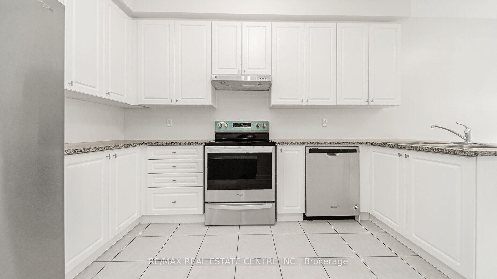 Photo 17 of 510 Downes Jackson Heights, Milton, Harrison — HOMEH