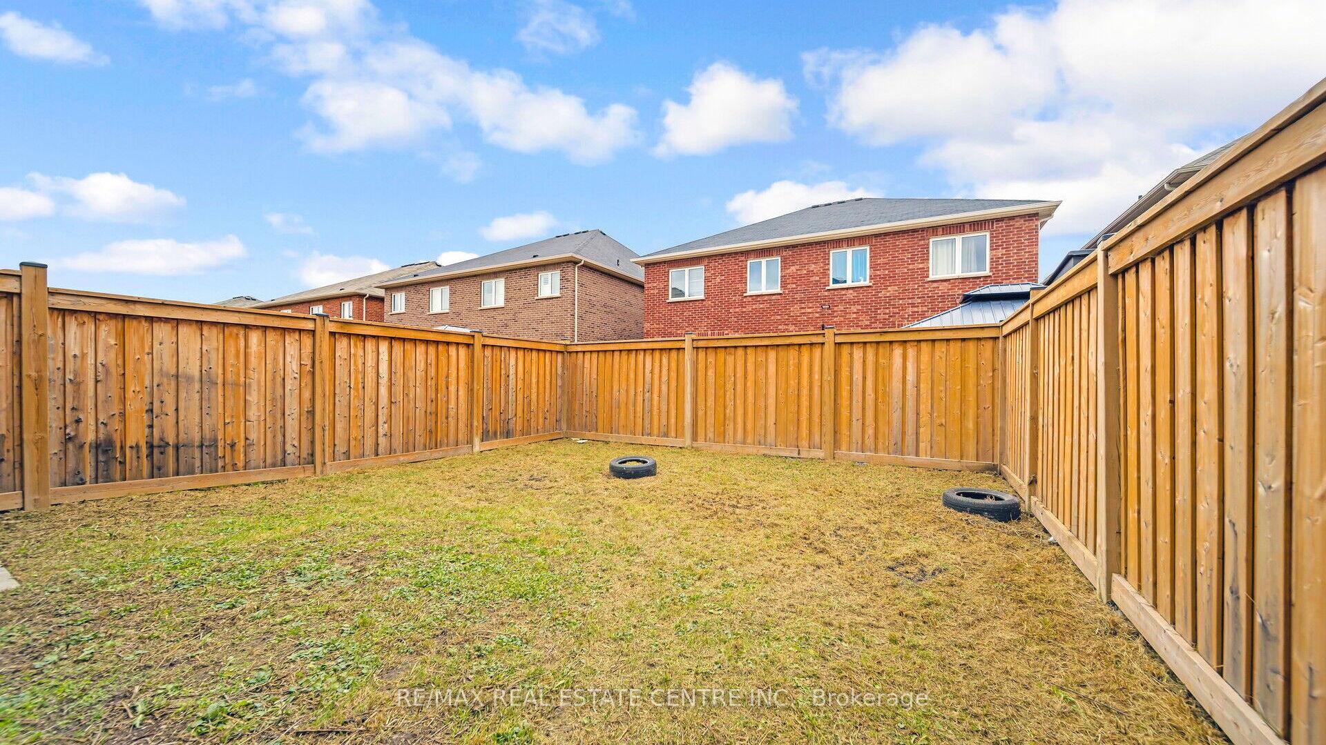 Photo 39 of 510 Downes Jackson Heights, Milton, Harrison — HOMEH