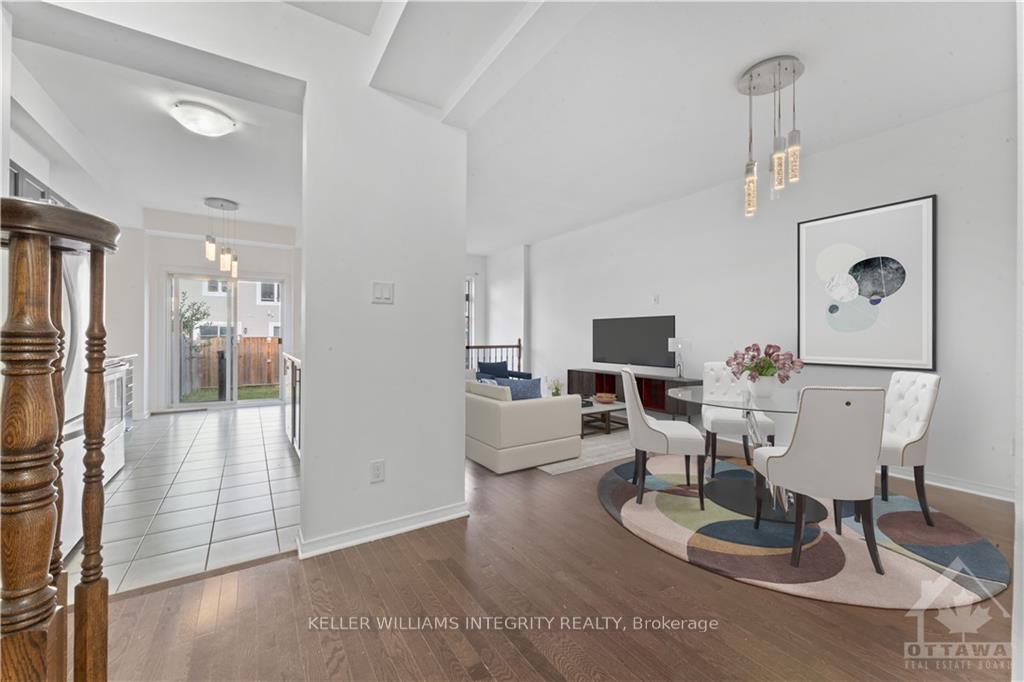 Photo 5 of 111 Westphalian Avenue, Ottawa, Kanata - Emerald Meadows/Trailwest — HOMEH