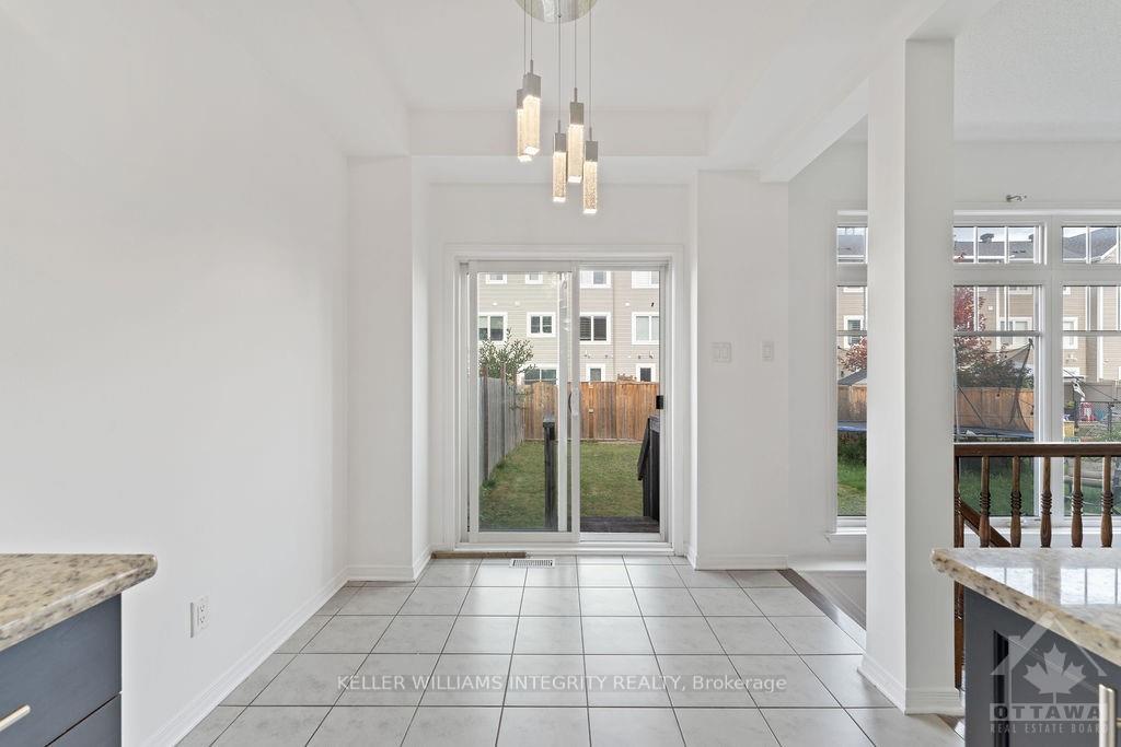 Photo 15 of 111 Westphalian Avenue, Ottawa, Kanata - Emerald Meadows/Trailwest — HOMEH