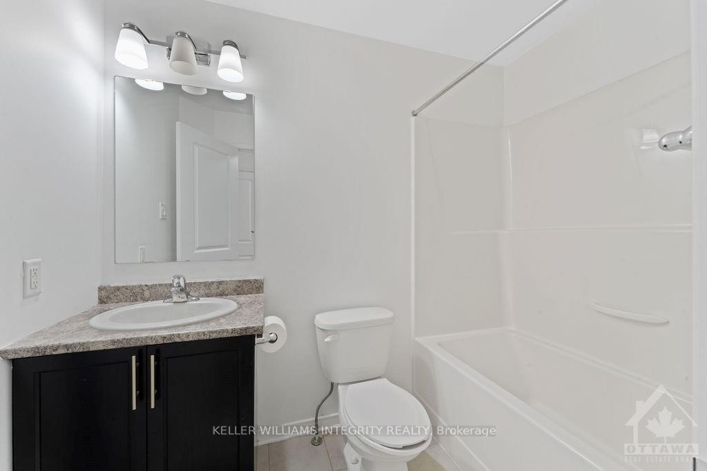 Photo 25 of 111 Westphalian Avenue, Ottawa, Kanata - Emerald Meadows/Trailwest — HOMEH