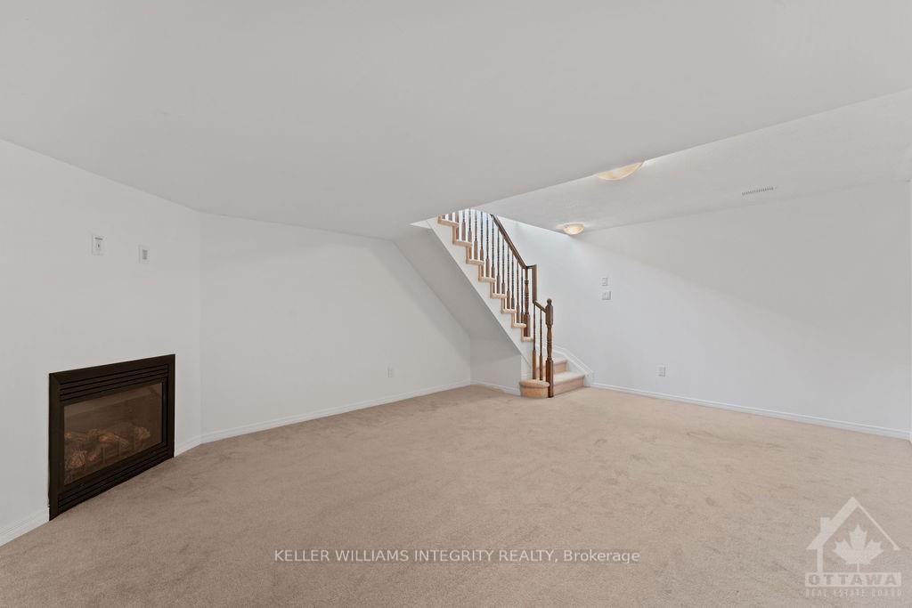 Photo 28 of 111 Westphalian Avenue, Ottawa, Kanata - Emerald Meadows/Trailwest — HOMEH