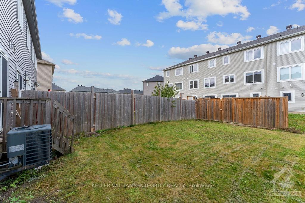 Photo 29 of 111 Westphalian Avenue, Ottawa, Kanata - Emerald Meadows/Trailwest — HOMEH