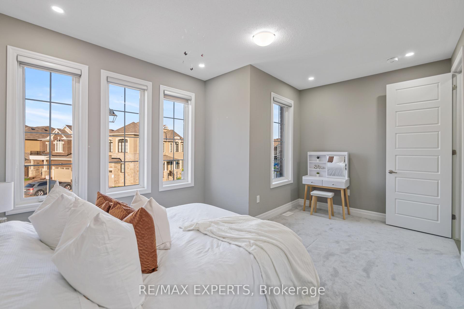 Photo 33 of 829 Magnolia Terrace, Milton, Cobban — HOMEH
