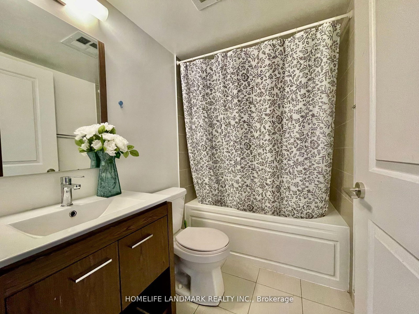 Photo 10 of Unit 2406, 30 Meadowglen Pl, Scarborough, Woburn — HOMEH