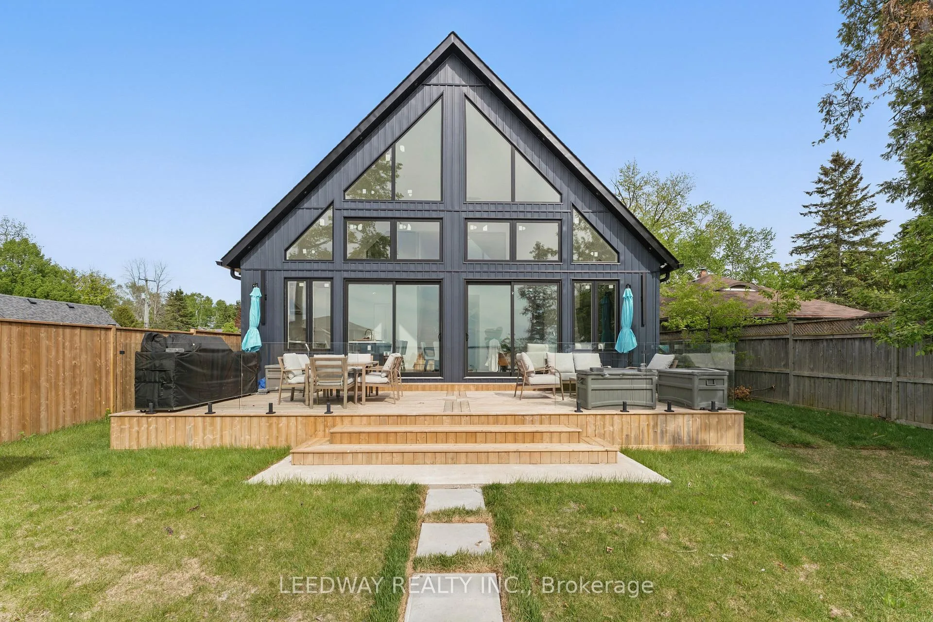 Photo 3 of 24410 Thorah Park Boulevard, Brock, Rural Brock — HOMEH