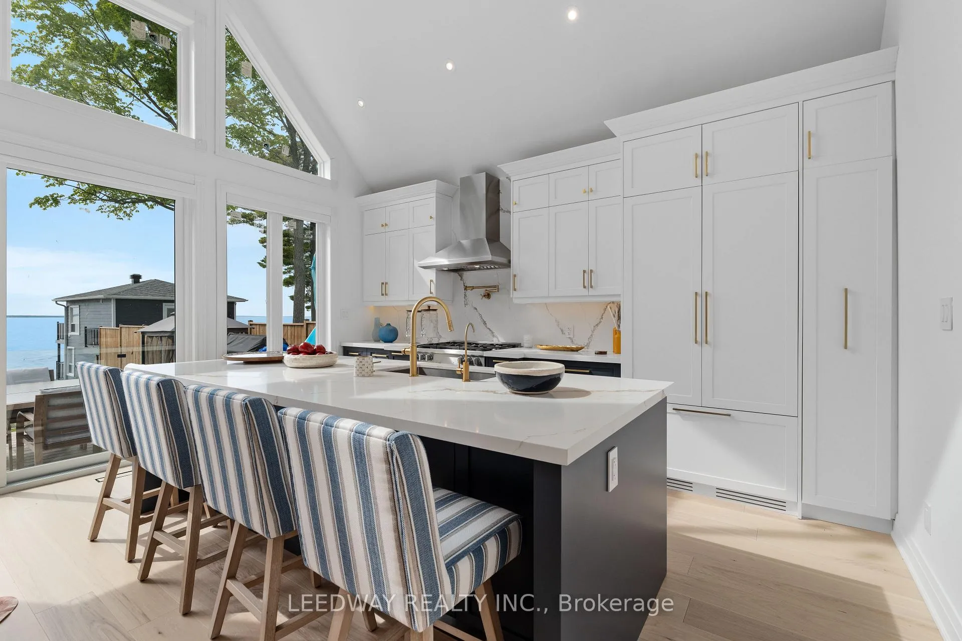 Photo 13 of 24410 Thorah Park Boulevard, Brock, Rural Brock — HOMEH