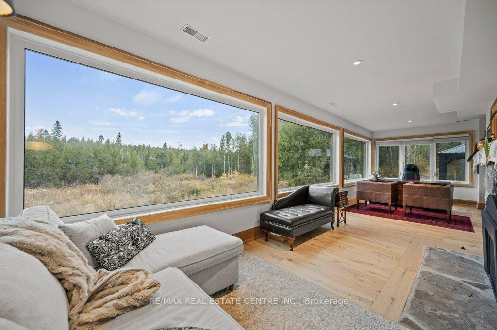 Photo 20 of 13567 2nd Line, Milton, Rural Milton West — HOMEH