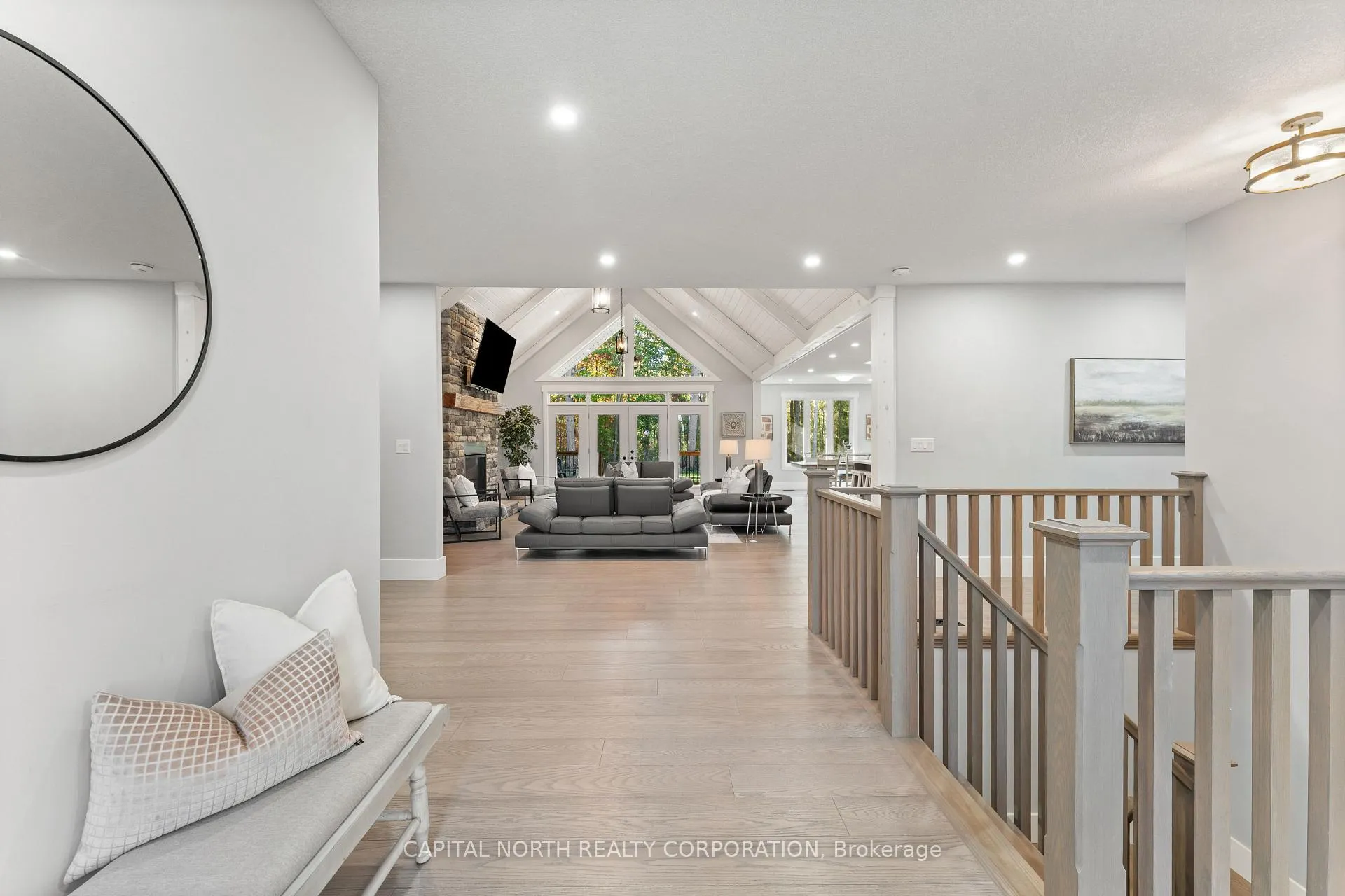 Photo 7 of 3496 Crescent Harbour Road, Innisfil, Rural Innisfil — HOMEH