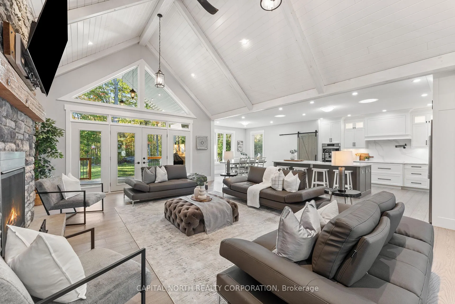 Photo 9 of 3496 Crescent Harbour Road, Innisfil, Rural Innisfil — HOMEH
