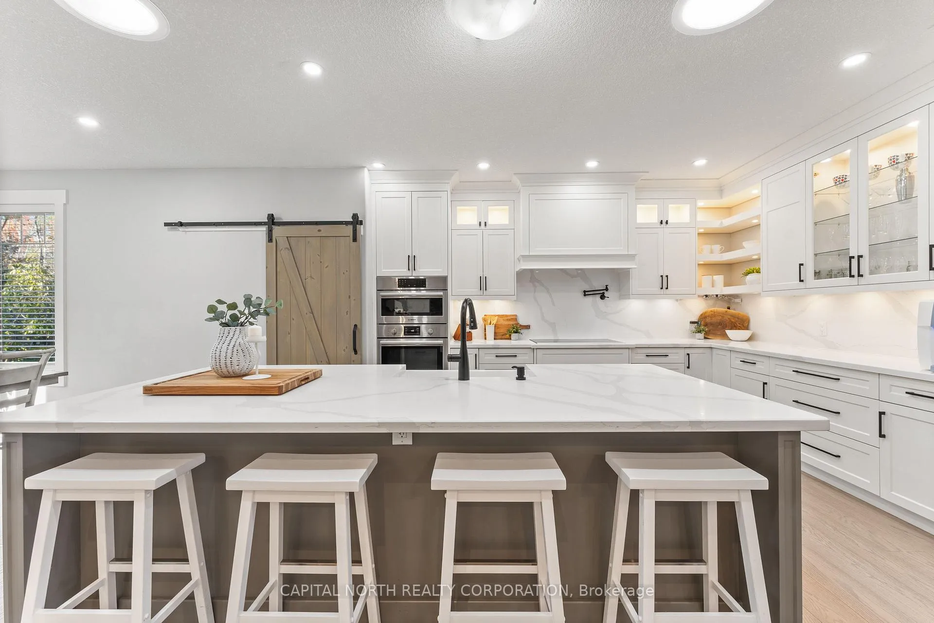 Photo 12 of 3496 Crescent Harbour Road, Innisfil, Rural Innisfil — HOMEH