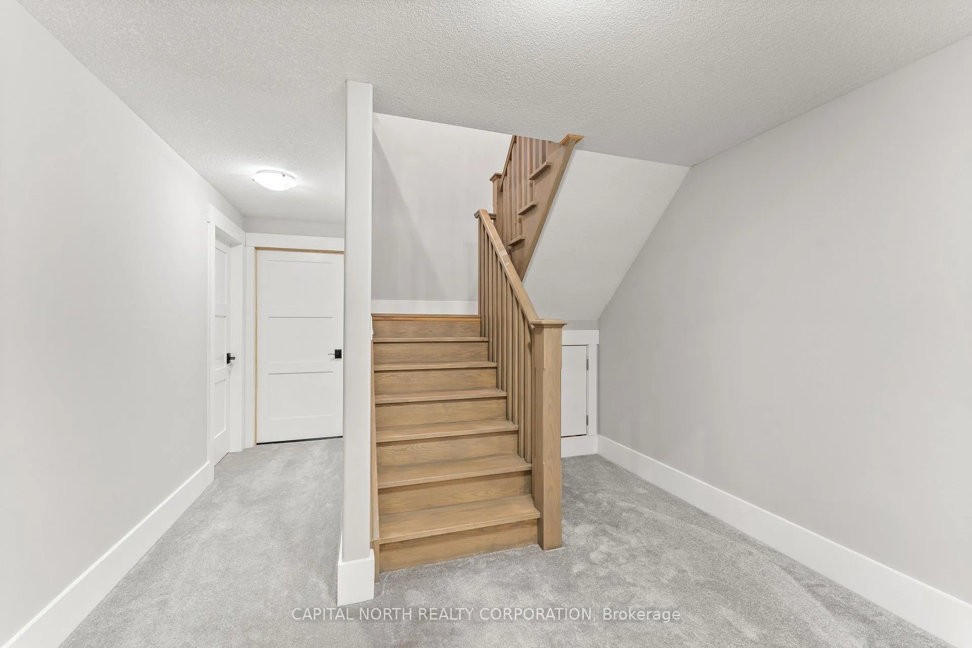 Photo 35 of 3496 Crescent Harbour Road, Innisfil, Rural Innisfil — HOMEH