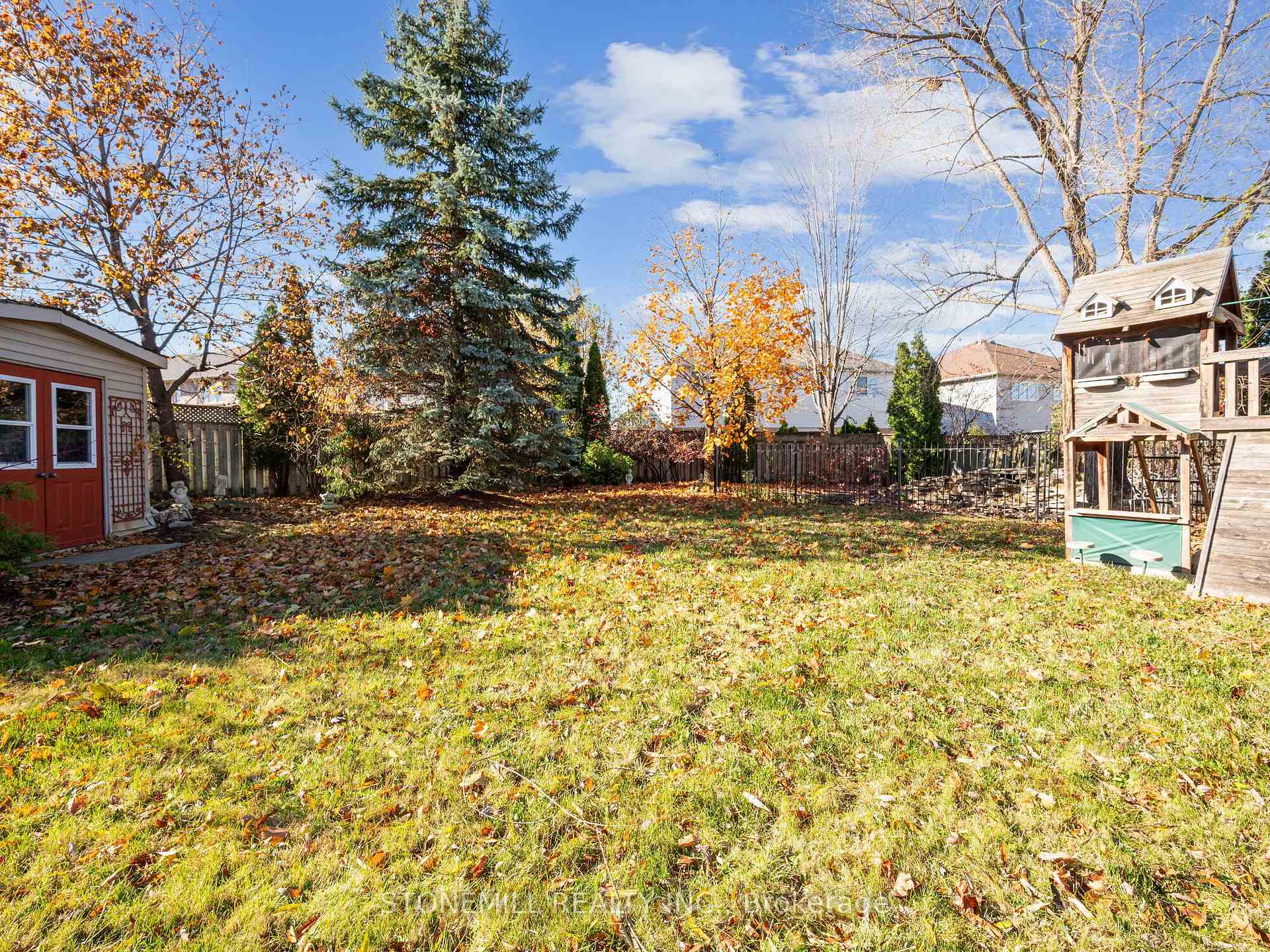 Photo 37 of 34 Babcock Crescent, Milton, Dempsey — HOMEH