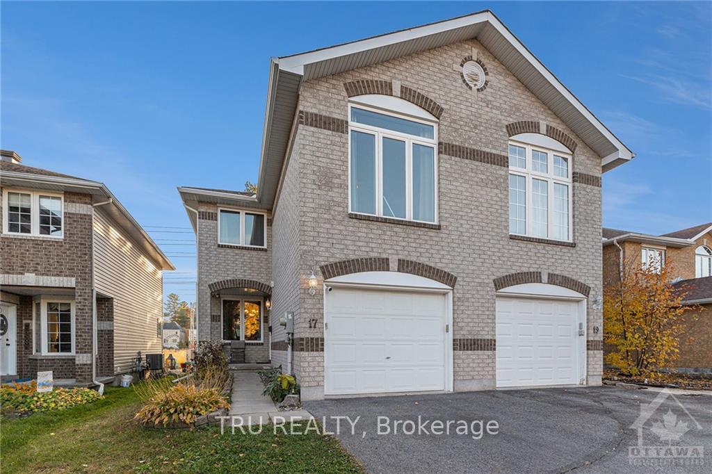 Photo 1 of 17 Newcastle Avenue, Ottawa, Kanata - Morgan's Grant/South March — HOMEH