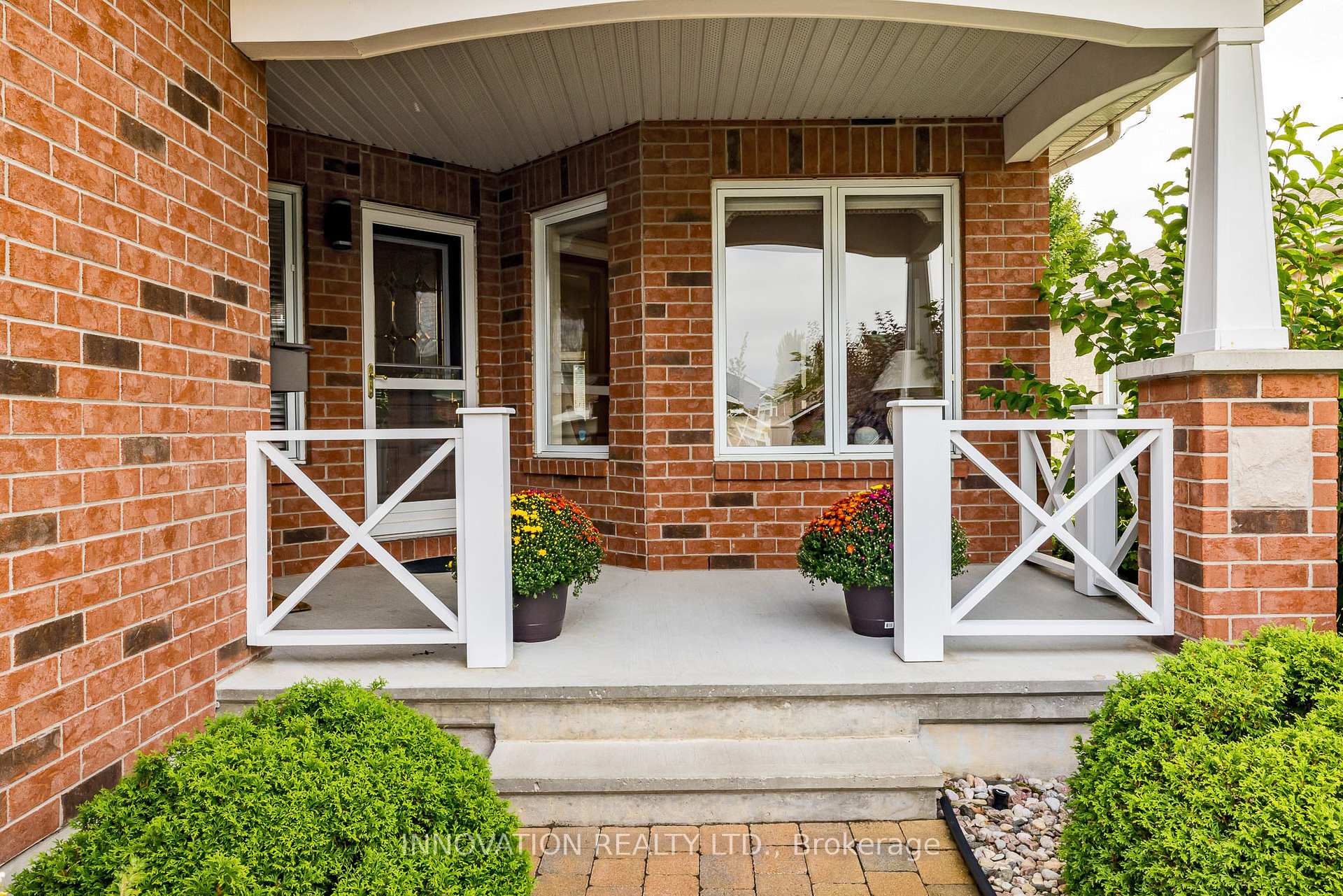 Photo 2 of 8 Nighthawk Crescent, Ottawa, Kanata - Bridlewood — HOMEH