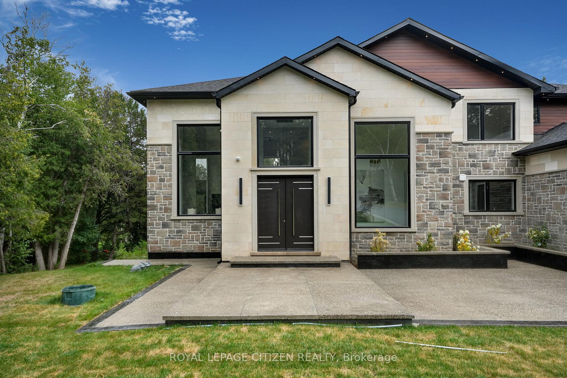 Photo 3 of 14 Cedar Drive, Caledon, Rural Caledon — HOMEH