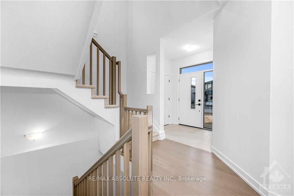 Photo 11 of 142 Boulonnais Grove, Ottawa, Kanata - Emerald Meadows/Trailwest — HOMEH