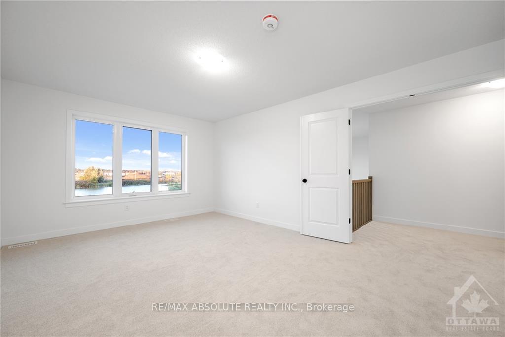Photo 13 of 142 Boulonnais Grove, Ottawa, Kanata - Emerald Meadows/Trailwest — HOMEH