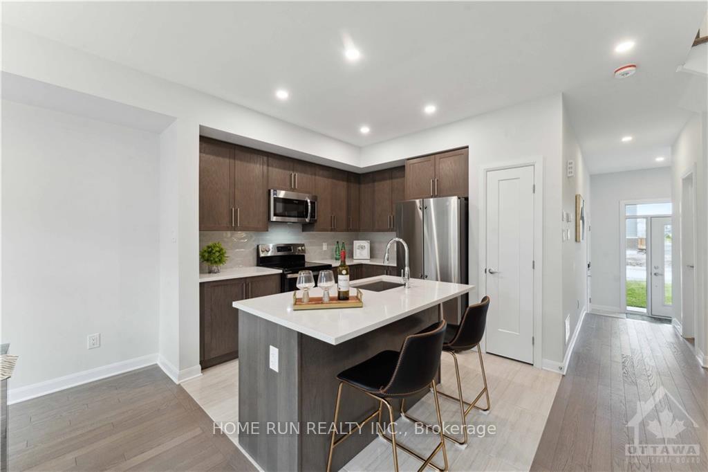 Photo 6 of 429 Silicon Way, Ottawa, Kanata - Morgan's Grant/South March — HOMEH
