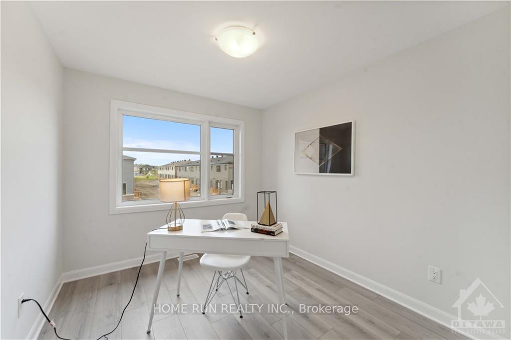 Photo 21 of 429 Silicon Way, Ottawa, Kanata - Morgan's Grant/South March — HOMEH