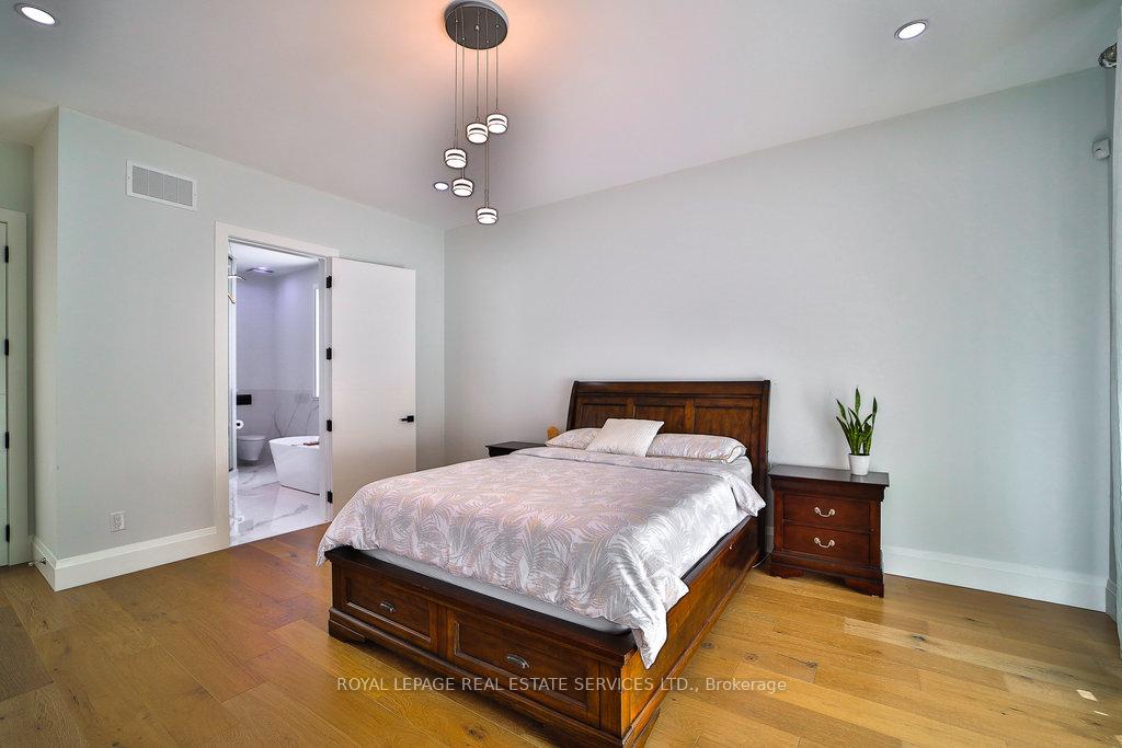 Photo 20 of 118 Barton Boulevard, Blue Mountains — HOMEH