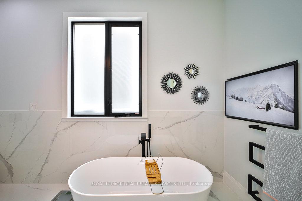 Photo 24 of 118 Barton Boulevard, Blue Mountains — HOMEH