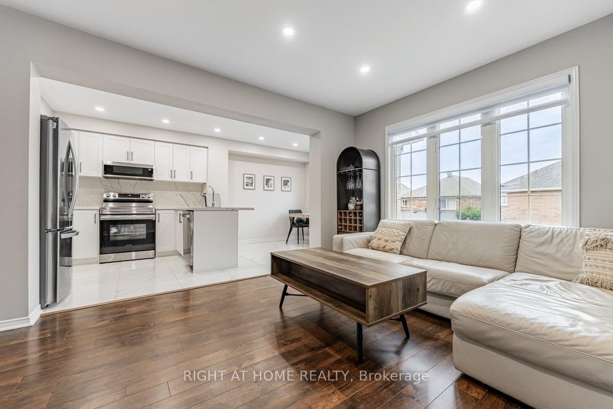 Photo 12 of 1199 Chapman Crescent, Milton, Clarke — HOMEH