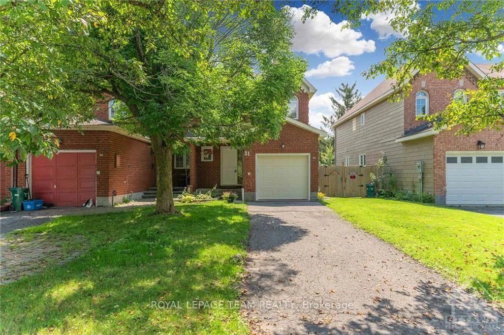 Front of 31 Robarts Crescent