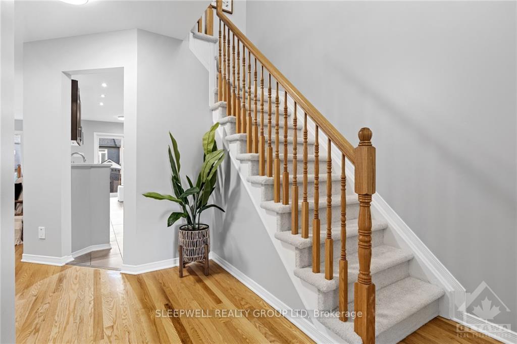 Photo 2 of 139 Romina Street, Ottawa, Kanata - Emerald Meadows/Trailwest — HOMEH