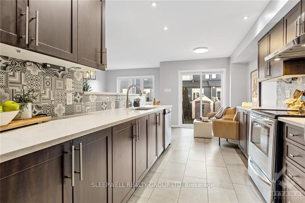 Photo 6 of 139 Romina Street, Ottawa, Kanata - Emerald Meadows/Trailwest — HOMEH
