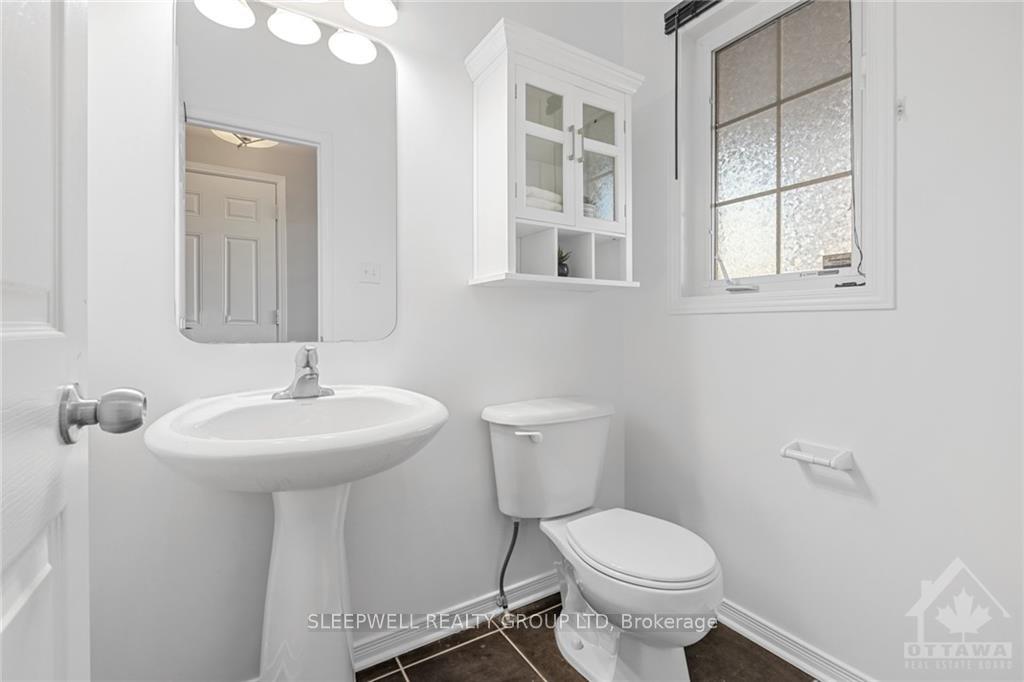 Photo 11 of 139 Romina Street, Ottawa, Kanata - Emerald Meadows/Trailwest — HOMEH
