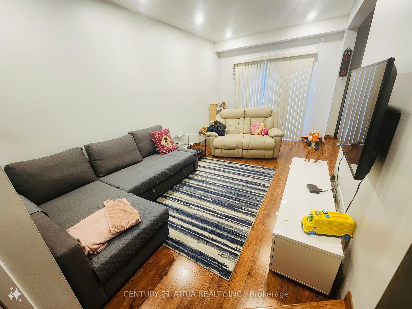 Photo 5 of Unit 73, 29 Fundy Bay Blvd, Scarborough, Steeles — HOMEH