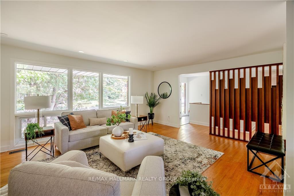 Photo 8 of 9 Kingsford Crescent, Ottawa, Kanata - Beaverbrook — HOMEH