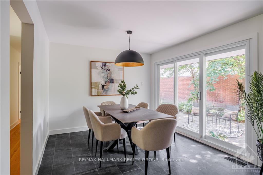 Photo 13 of 9 Kingsford Crescent, Ottawa, Kanata - Beaverbrook — HOMEH
