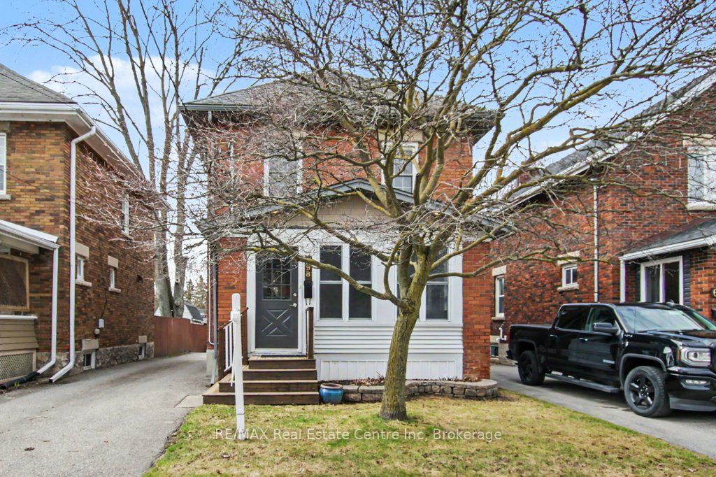 Front of 598 Woolwich Street