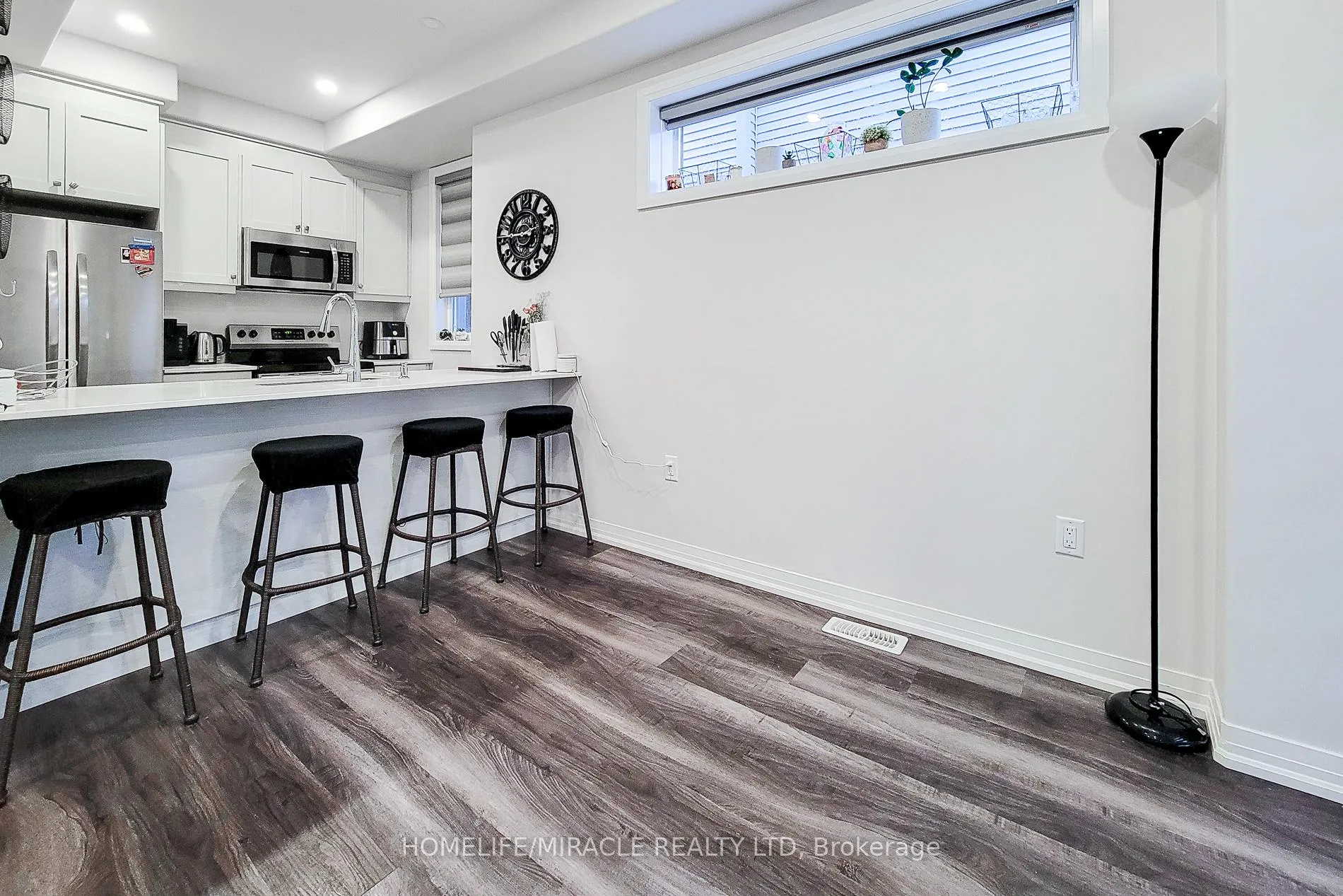 Photo 12 of 575 Woodward Avenue, Hamilton, Parkview — HOMEH