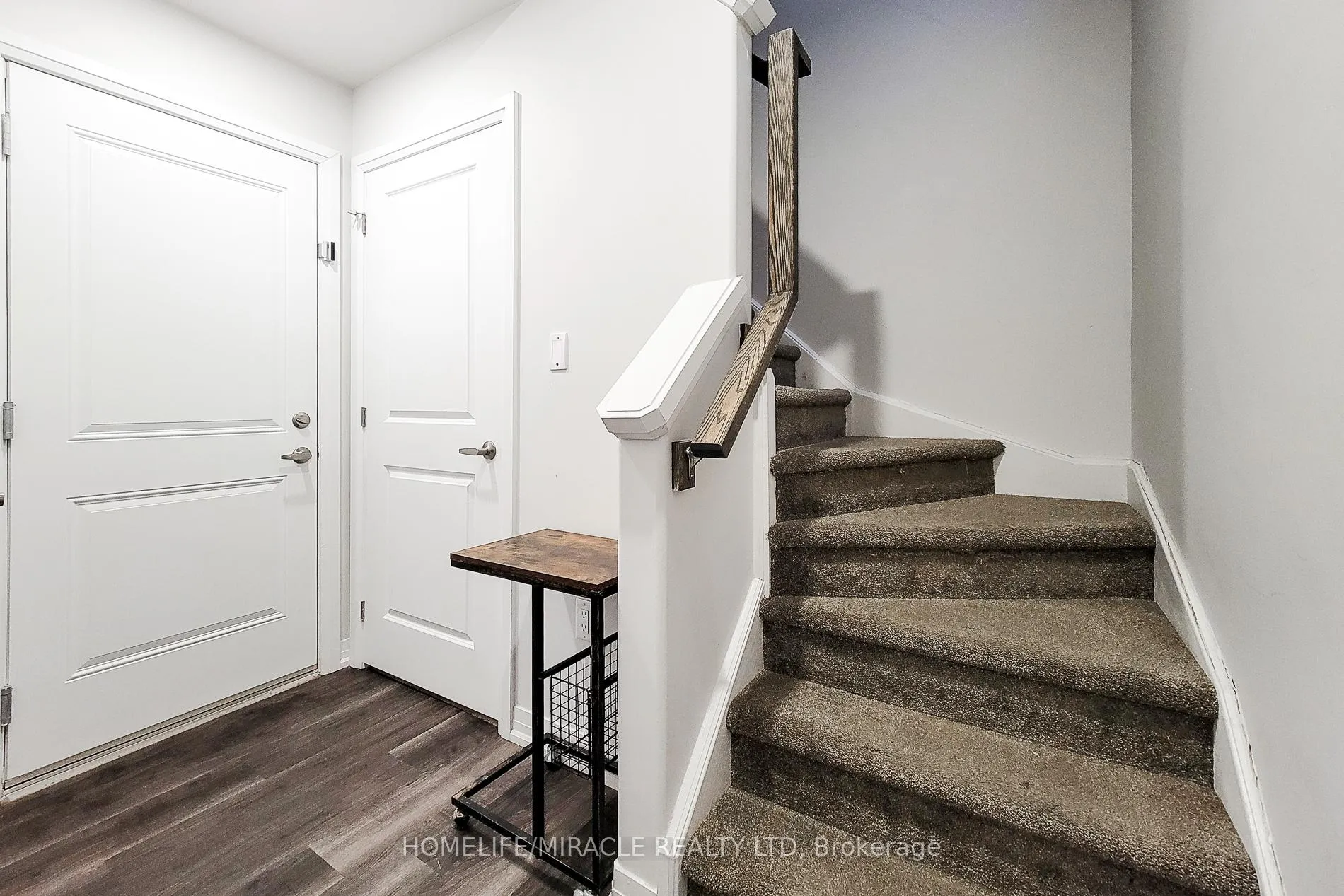 Photo 15 of 575 Woodward Avenue, Hamilton, Parkview — HOMEH