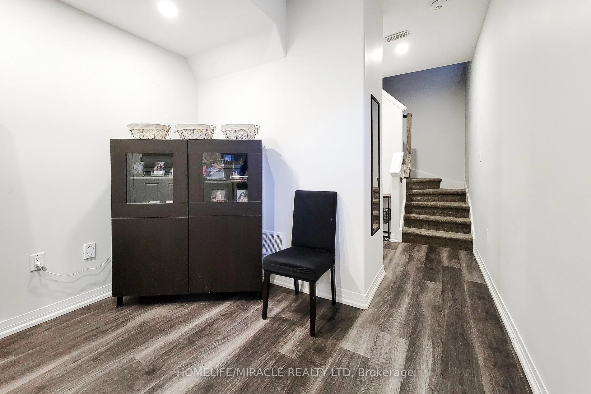 Photo 24 of 575 Woodward Avenue, Hamilton, Parkview — HOMEH