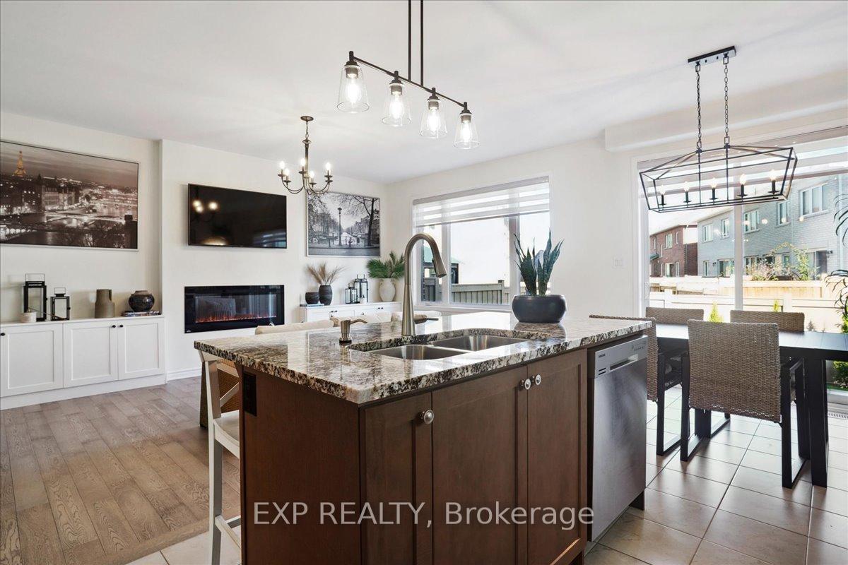 Photo 8 of 1429 Sycamore Gardens, Milton, Cobban — HOMEH