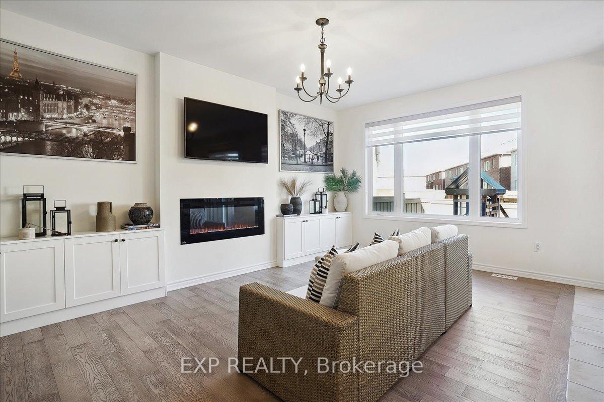 Photo 20 of 1429 Sycamore Gardens, Milton, Cobban — HOMEH