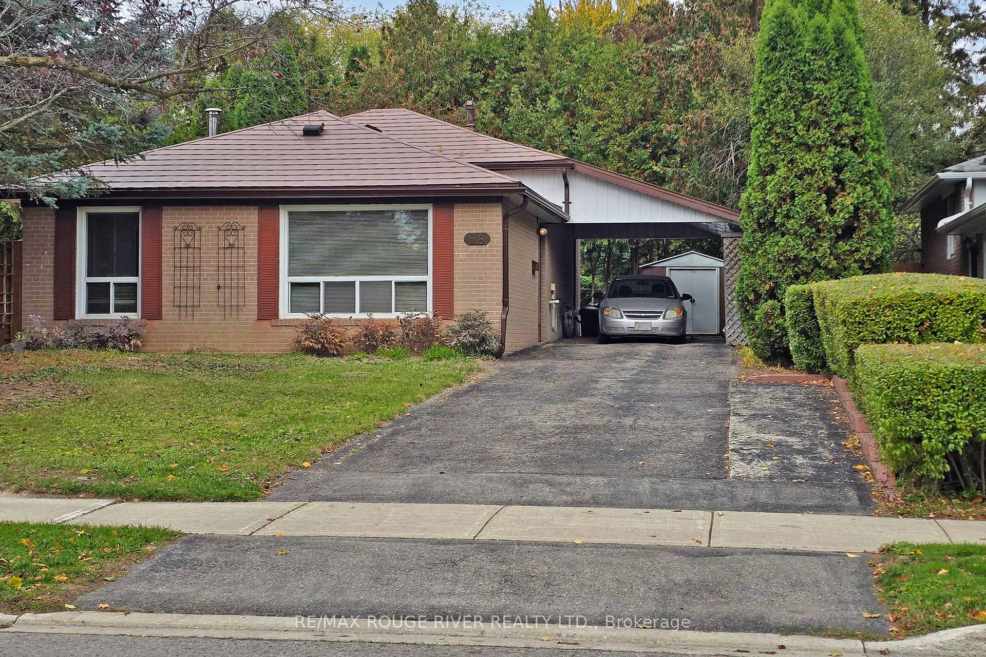 Photo 4 of 68 Aurora Heights Drive, Aurora, Aurora Heights — HOMEH