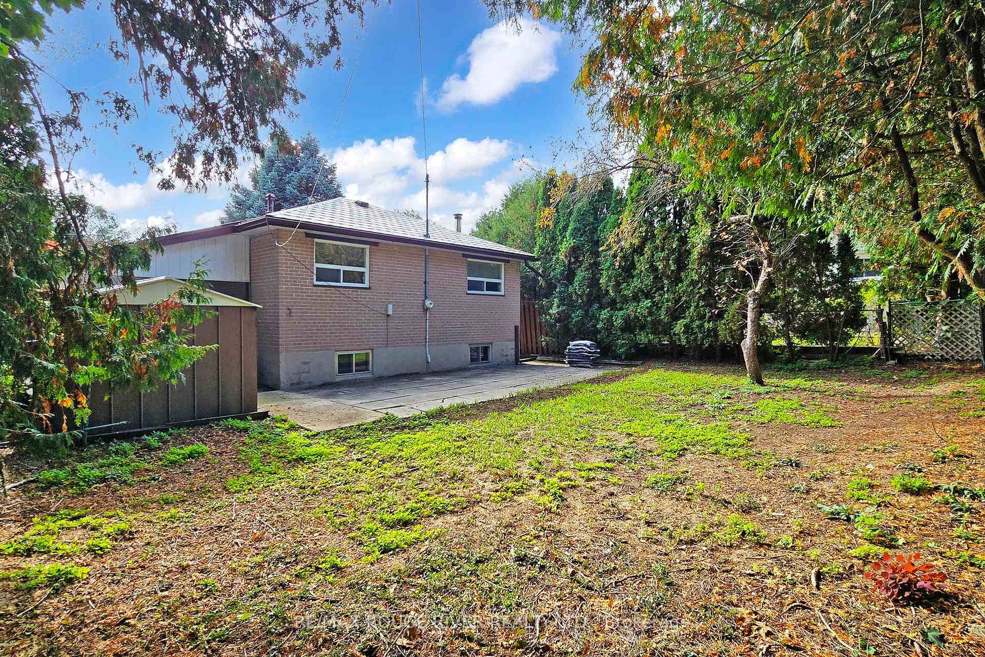 Photo 42 of 68 Aurora Heights Drive, Aurora, Aurora Heights — HOMEH