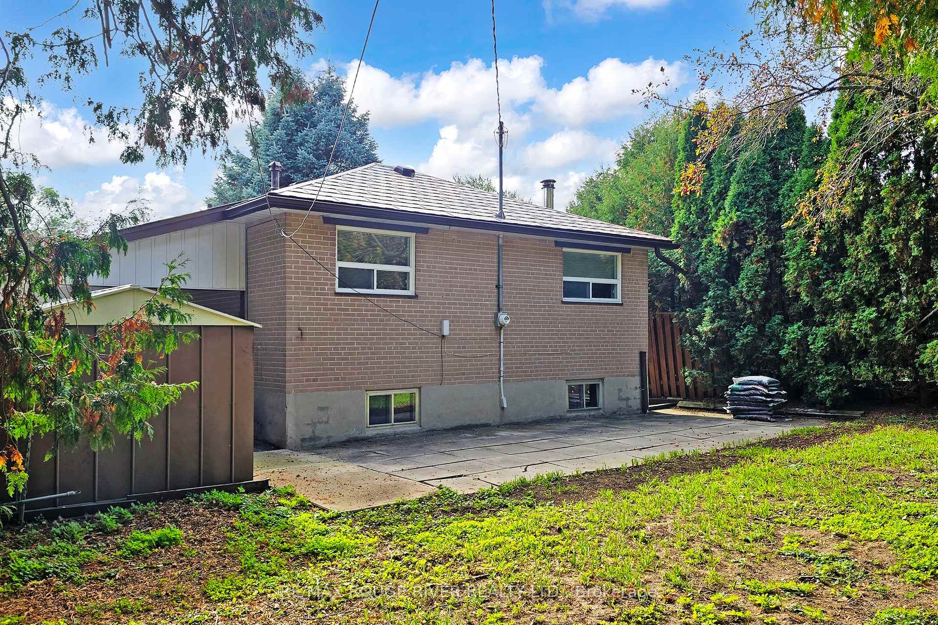 Photo 46 of 68 Aurora Heights Drive, Aurora, Aurora Heights — HOMEH