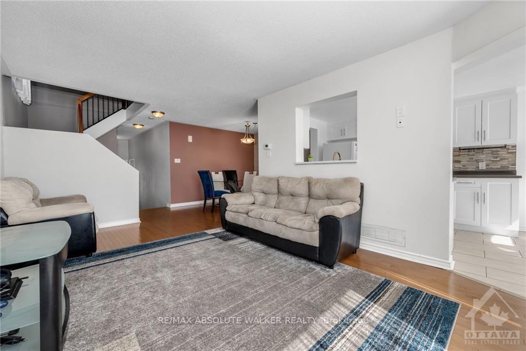 Photo 7 of 10 Deerchase Court, Ottawa, Kanata - Emerald Meadows/Trailwest — HOMEH