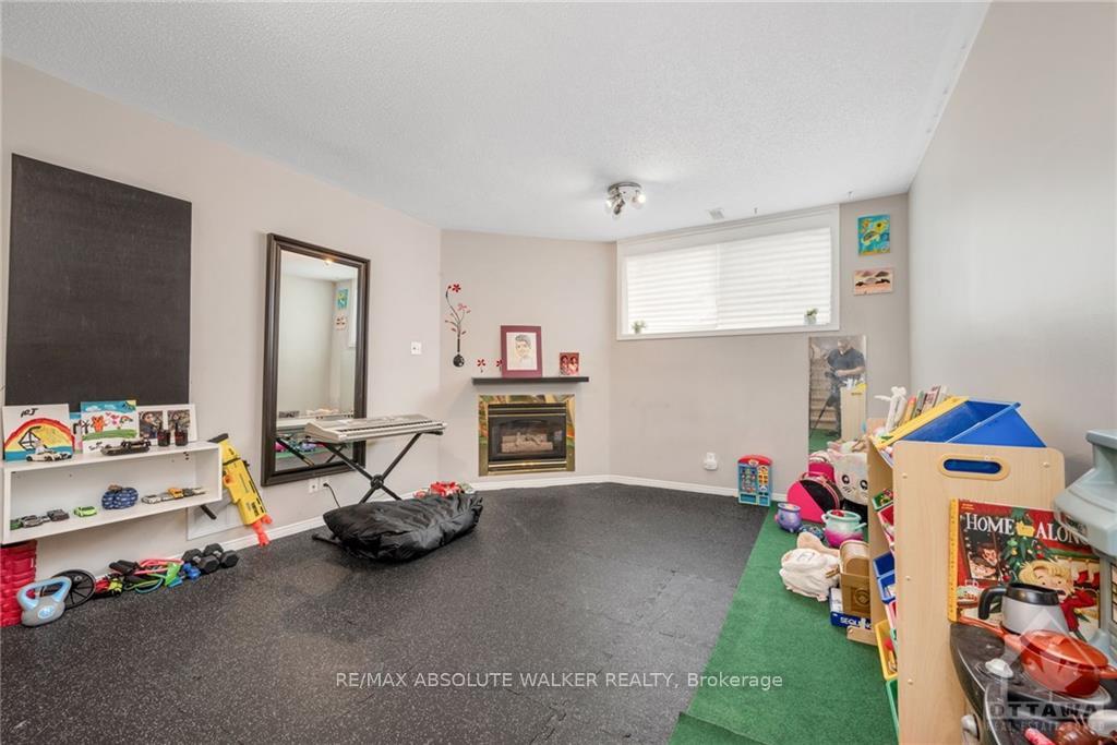 Photo 22 of 10 Deerchase Court, Ottawa, Kanata - Emerald Meadows/Trailwest — HOMEH