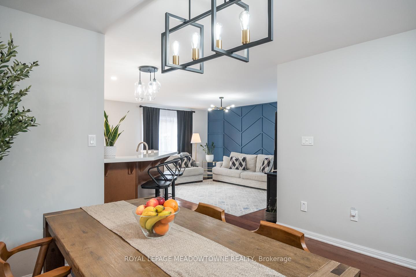 Photo 4 of 607 Cargill Path, Milton, Coates — HOMEH