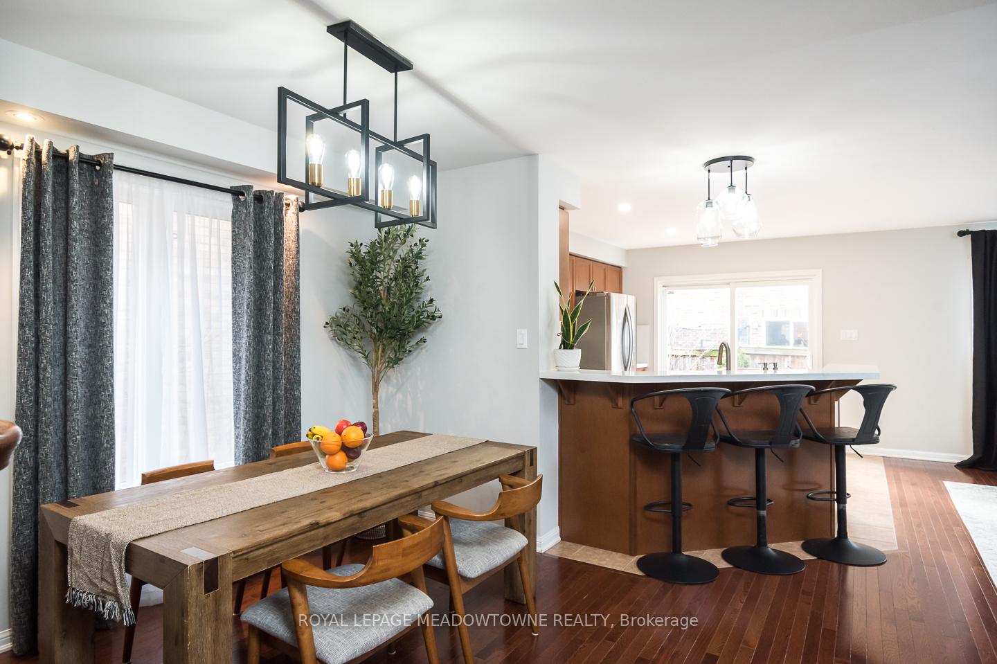 Photo 5 of 607 Cargill Path, Milton, Coates — HOMEH