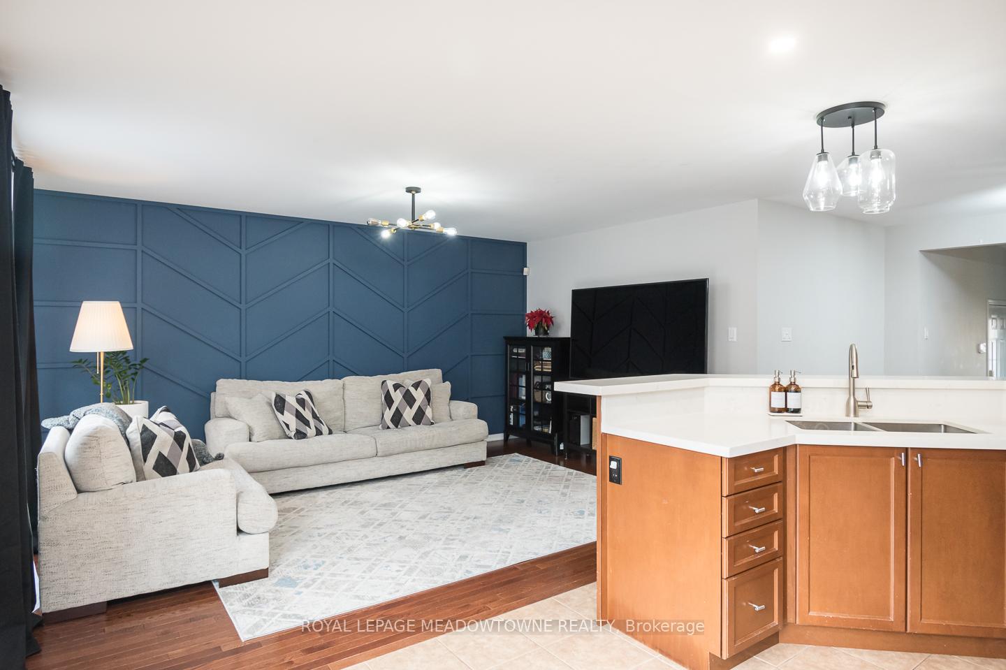 Photo 9 of 607 Cargill Path, Milton, Coates — HOMEH