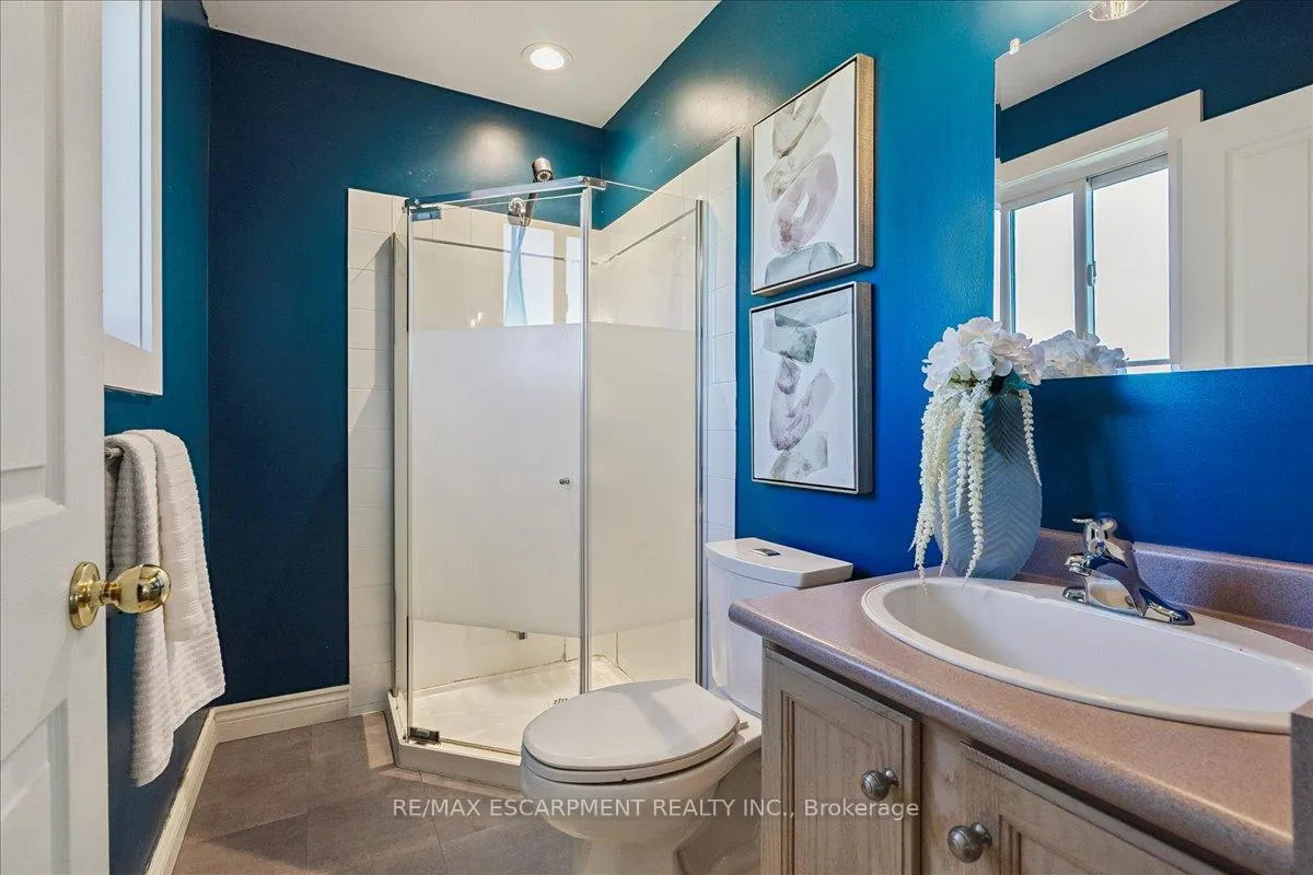 Photo 13 of 6550 Sinclairville Road, Hamilton, Rural Glanbrook — HOMEH